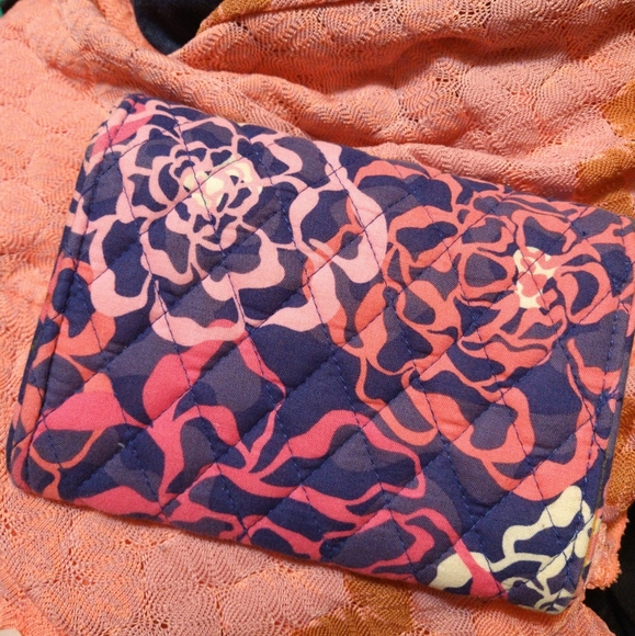 Vera Bradley Wallet - Picture 7 of 9